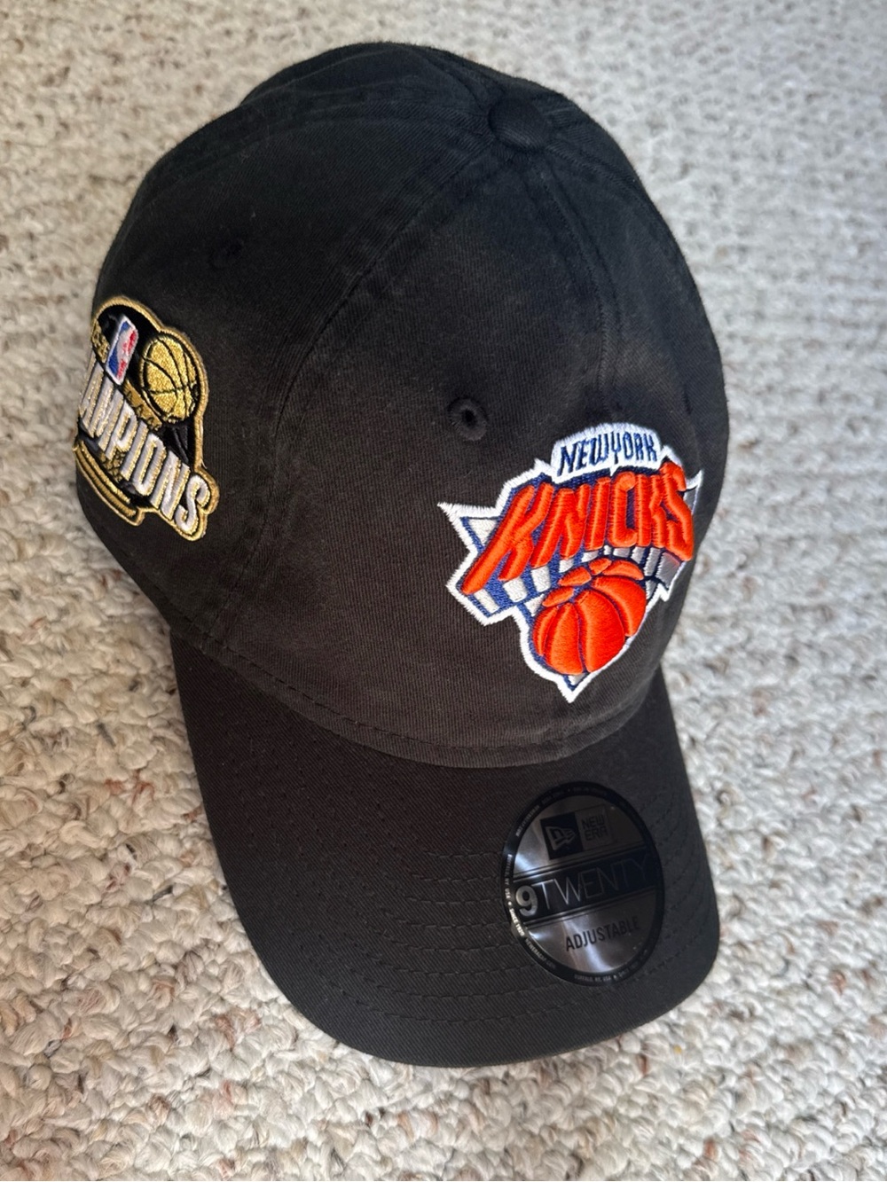 New York Knicks 2026 NBA Championship Black New Era 9twenty Hat (In hand)